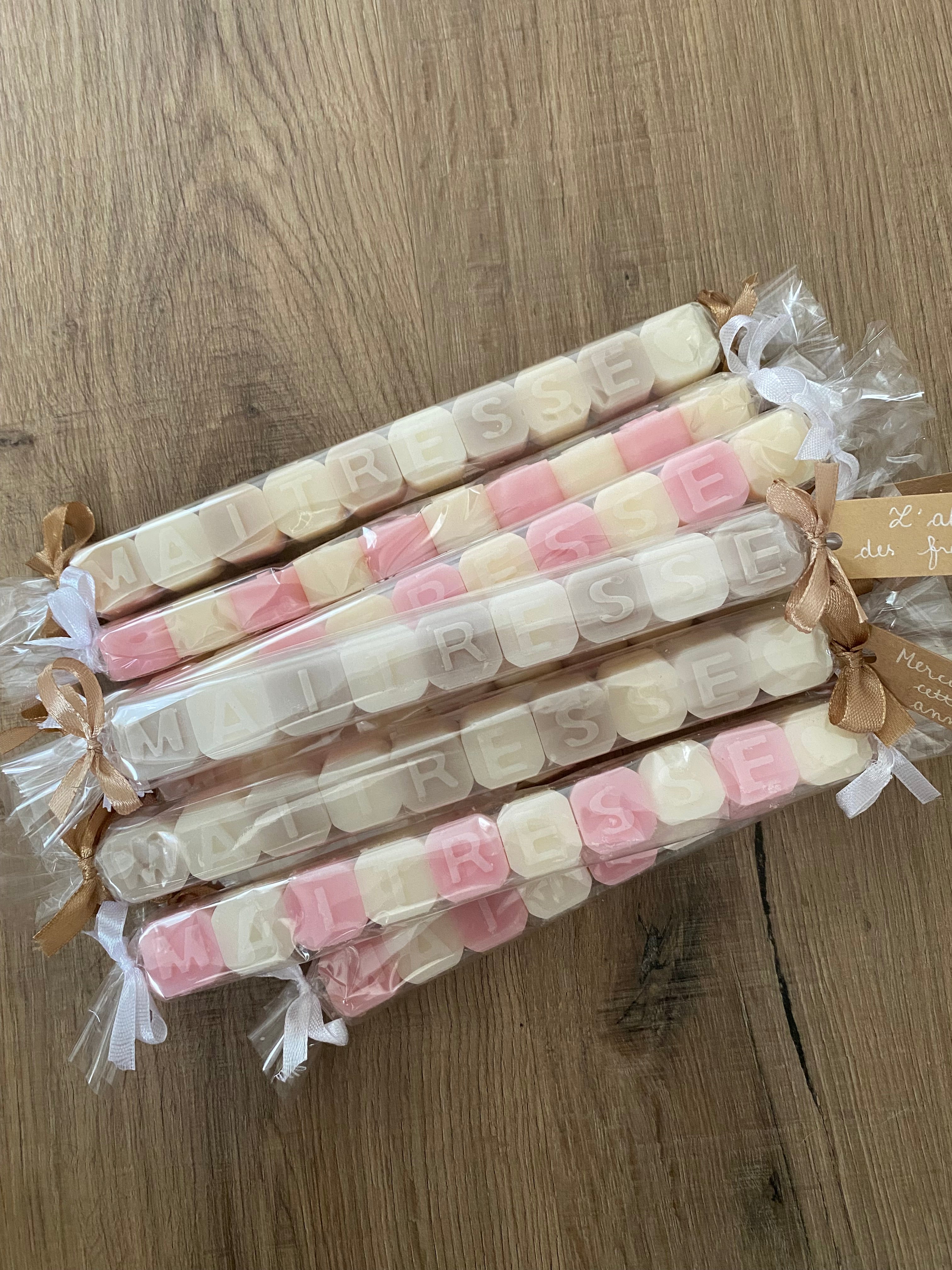 FONDANTS PARFUMÉS x10 lettres destockage